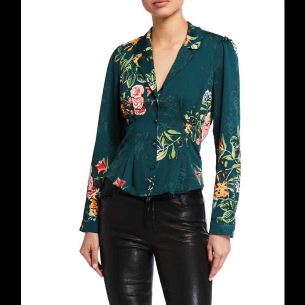 2X “HOST PICK” BCBGeneration Vintage Pleated Top